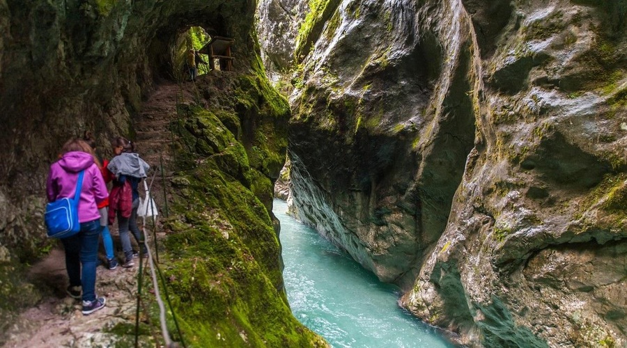 Kakšno priznanje! Ugledna revija National Geographic je našo državo uvrstila med ... (foto: Profimedia)