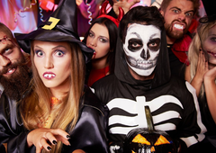 Vas mika, da bi se našemili in šli na zabavo? Po Sloveniji se bo ta konec tedna dogajalo na polno