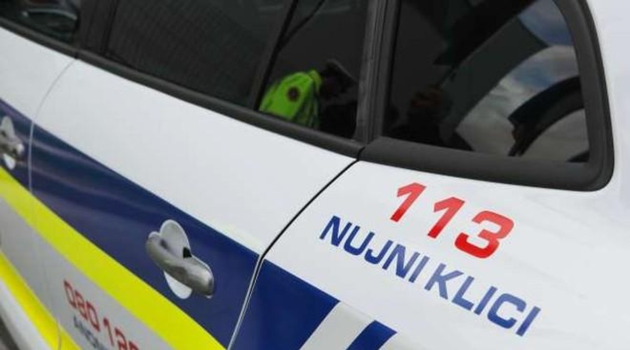 Slovenske ceste terjale še eno življenje: 48-letnik je na kraju nesreče podlegel poškodbam (foto: Daniel Novakovič/STA)