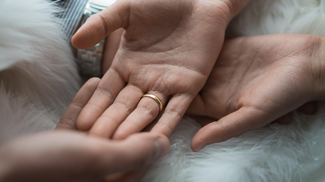 Mnogi pari ne nosijo več poročnega prstana, v tem tičijo zanimivi razlogi (foto: Profimedia)