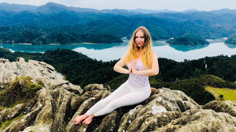 Znana Slovenka razkrila svojo izkušnjo z nigerijskim princem: "V enem dnevu smo kot družina izgubili vse."