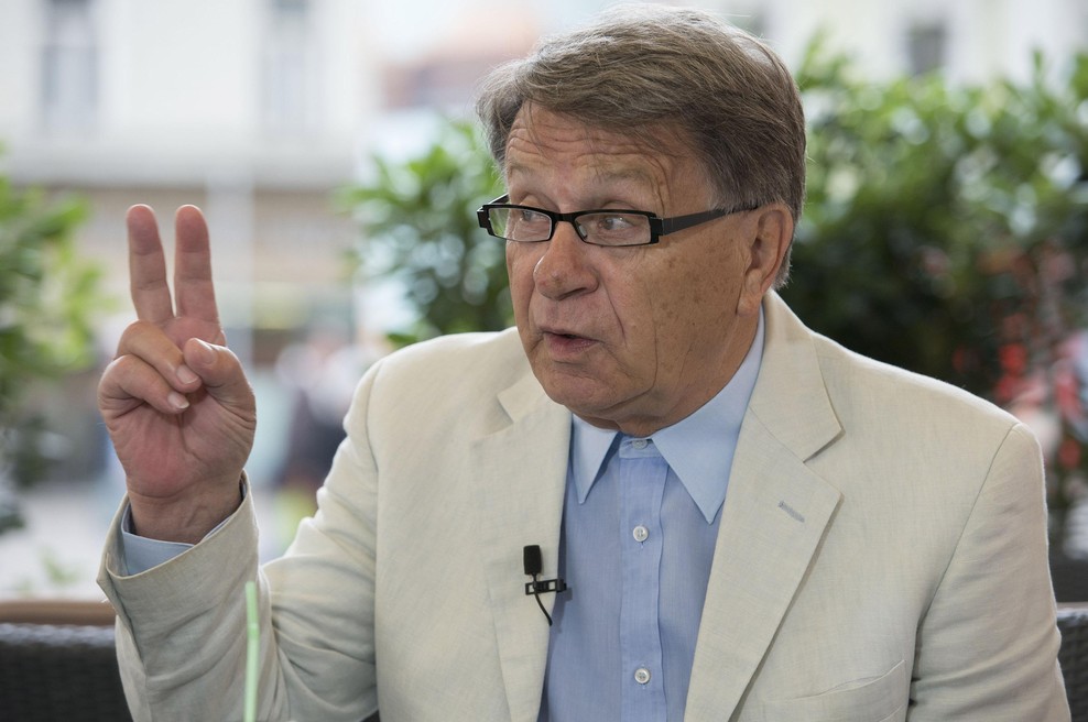 Pretresljive besede legendarnega trenerja: "Umiram! Še zdravniki so dvignili roke nad mano, toda nikar ne žalujte" (foto: Profimedia)