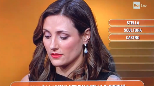 VIDEO: Italijanko so v kvizu vprašali, kateri jezik govorimo v Sloveniji, z odgovorom je udarila čisto mimo