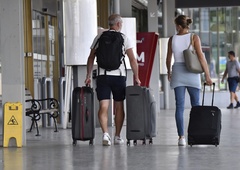 Bomo tudi Slovenci v letu 2023 potovali tako, kot to napoveduejo svetovni trendi?