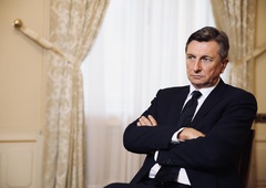 Je bil res zgolj rutinski poseg? Borut Pahor obžaluje, da je odlašal z operacijo