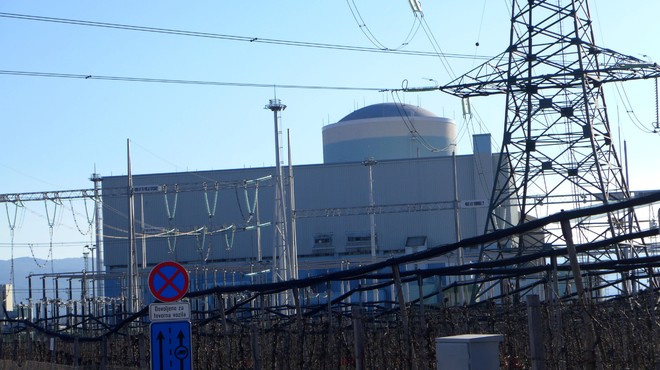 Krška nuklearka spet obratuje: dviguje svojo obremenitev (foto: Bobo)