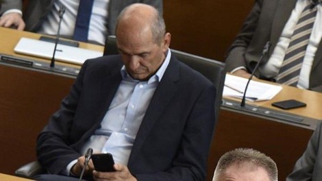 Kdo je želel škodovati Janezu Janši in zakaj? Prvak SDS razkril, da so mu v dopoldanskih urah vdrli ...