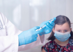 Bodo s prilagojenim cepivom proti covidu-19 kmalu cepili tudi otroke nad 5 let?