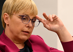 Nataša Pirc Musar svojega doktorskega naziva ne bi smela uporabljati