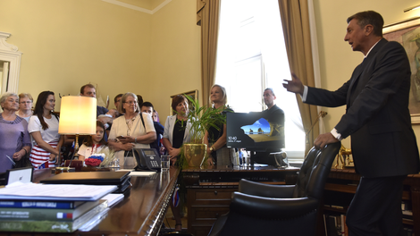 Ali veste, pod kakšnimi pogoji je mogoče odstaviti slovenskega predsednika?