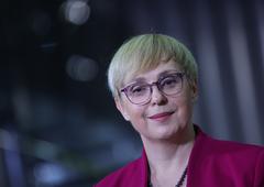 Znano je, kam se bo najprej odpravila Nataša Pirc Musar