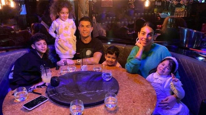 Cristiano Ronaldo o najtežjih trenutkih, ko je moral otrokom povedati srce parajočo novico (foto: Instagram/Cristiano)