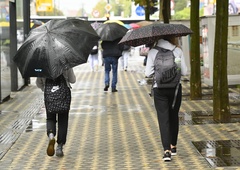 Pripravite dežnike: čakajo nas plohe in nevihte