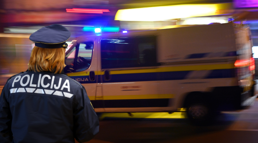 Družinska drama: moški v Novem mestu poskušal umoriti svojo partnerico (foto: Žiga Živulović jr./Bobo/fotomontaža)