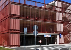 Konec stresa zaradi parkiranja: na Obali odprli novo parkirno hišo