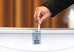 Zaprla so se volišča za evropske volitve in posvetovalne referendume