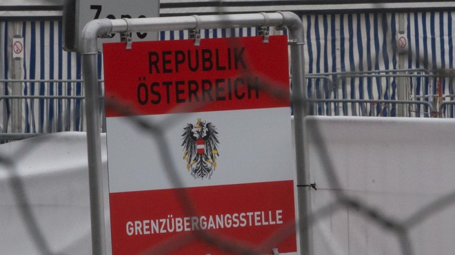 Avstrija naklonjena širitvi schengenskega območja, a pod strogimi pogoji (foto: Bobo)