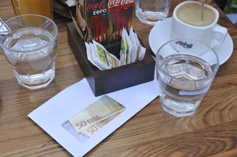Znano je, kdaj se bo povišala minimalna plača (in kdo temu ni naklonjen) (foto: Bobo)