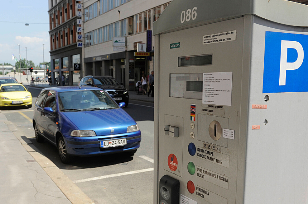 V Ljubljani uvedli nove parkomate, ki naj bi bili manj zanesljivi (razkrivamo, ali je to res tako) (foto: Žiga Živulović jr./BOBO)