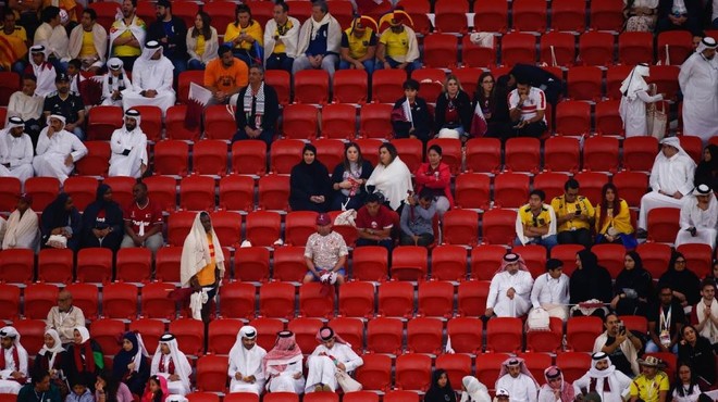 (FOTO) Katarci že tarča posmeha celotnega sveta: poglejte, kaj se je zgodilo sredi uvodne tekme svetovnega prvenstva (foto: Profimedia)