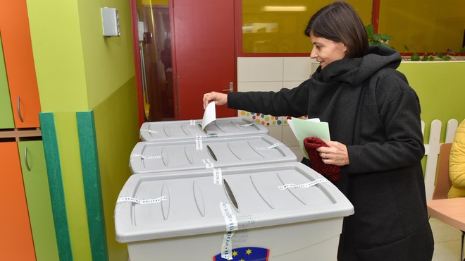 Svet Evrope bdel nad našimi volitvami: priporočajo razmislek o omejitvi županskih mandatov (foto: Robert Kokol/Bobo)