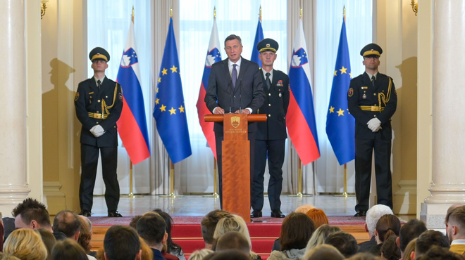 Pahor v Predsedniški palači zadnjič sprejel Slovence: "Vselej mi je bilo v čast ..." (foto: Tamino Petelinšek/STA)