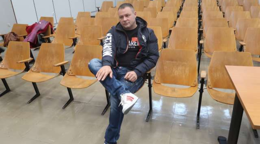 Preboj pri preiskavi štirikratnega umora v Tekačevem: policija ima še enega osumljenca (foto: Lili Pušnik/STA)