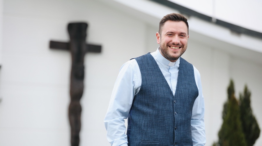 Martin Golob in njegova knjižna uspešnica: v 100 dneh že šesti ponatis (foto: Aleksandra Saša Prelesnik)