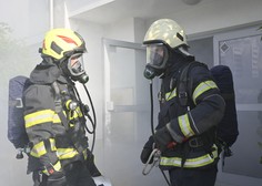 Velik požar v Ljubljani, gasi ga vsaj 130 gasilcev