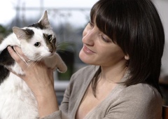 Najstarejša mačka na svetu je stara prav toliko kot njena skrbnica