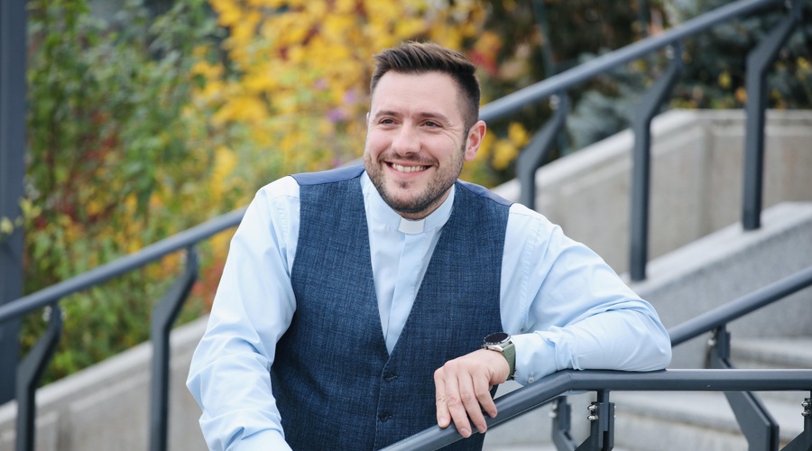Pri Martinu Golobu je služba na prvem mestu: "Odkar sem duhovnik, še nisem šel na dopust" (foto: Aleksandra Saša Prelesnik)