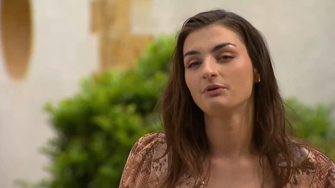 Se spomnite Maje (Sanjski moški)? S takšno vlogo je zdaj presenetila