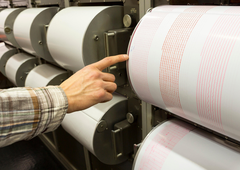 Še drugič danes! Tla v Sloveniji so se malce po 13. uri spet stresla (poglejte, kje)