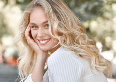 Nikoli ne bi uganili, kaj počne partner priljubljene TV-voditeljice