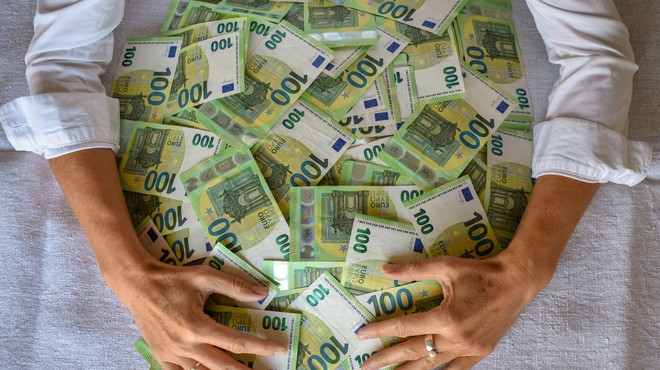 Povišica, dediščina ali loterija: 3 astrološka znamenja lahko do konca leta pričakujejo denar (foto: Profimedia)