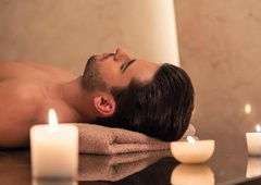 Edini tantrični maser za moške v Sloveniji: "Le moški ve, kaj moškemu godi"