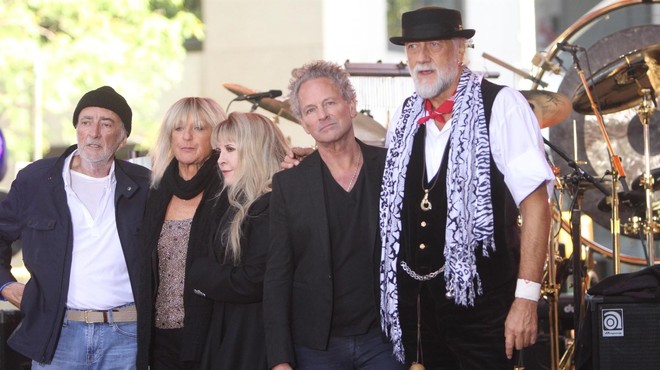 Poslovila se je pevka slovite zasedbe Fleetwood Mac (foto: Profimedia)