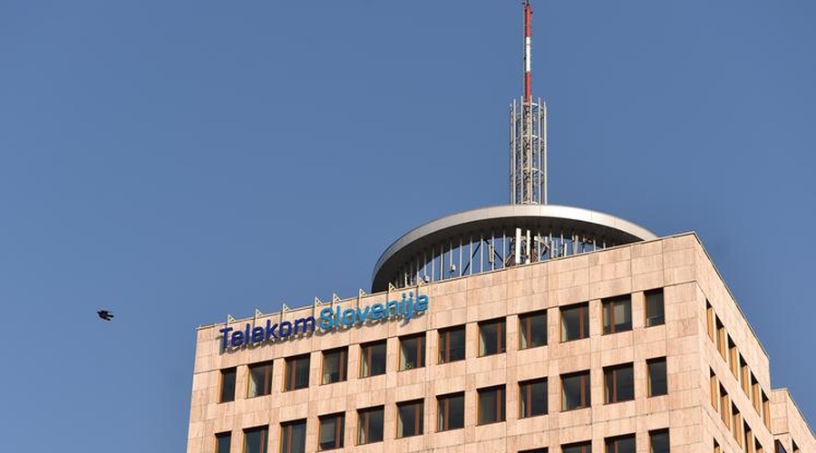 Telekom Slovenija tarča hekerskega napada, ali so podatki uporabnikov ogroženi? (foto: STA)