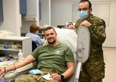 UKC Maribor potrebuje dodatne zaloge krvi: poleg slovenskih vojakov se je že odzval znani voditelj (FOTO)