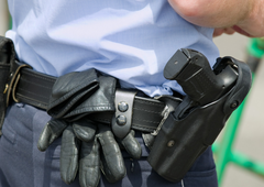 Strokovnjak za orožje o mogočih vzrokih za smrt mladega policista v Krškem