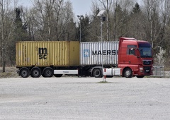 V Sloveniji prijeli mednarodne tihotapce cigaret: kam so bili namenjeni?