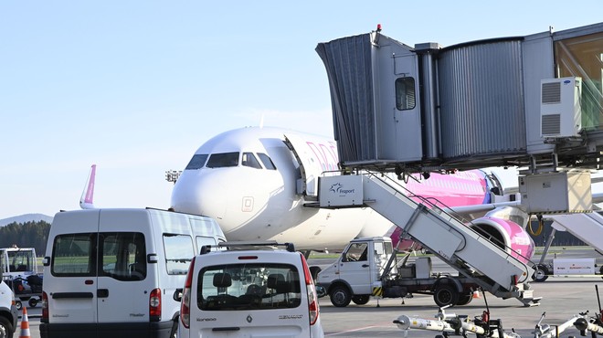 Letalska družba ukinja pomembno povezavo s Slovenijo (foto: Žiga Živulovič/Bobo)