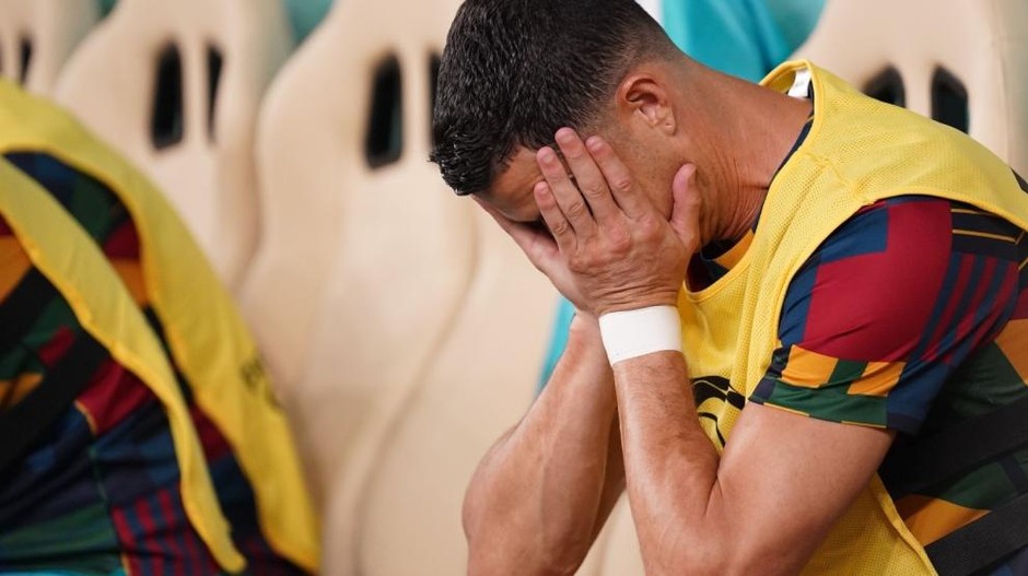 Nogometnemu zvezdniku Cristianu Ronaldu svetovno prvenstvo v Katarju ni bilo ravno pisano na kožo. Ekipa Portugalske se je s prvenstva …
