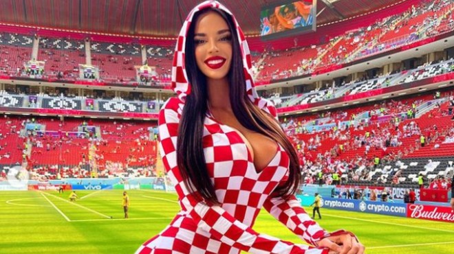 Najbolj znana nogometna navijačica obljubila: "Če Hrvaška zmaga, bom ..." (foto: Instagram/Ivana Knöll)
