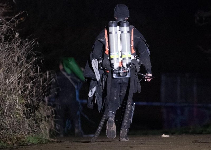 Prava drama pri sosedih: 12 urah groze, sodelovalo 50 reševalcev iz vse države