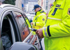 Državna tožilka že tretjič napihala za volanom