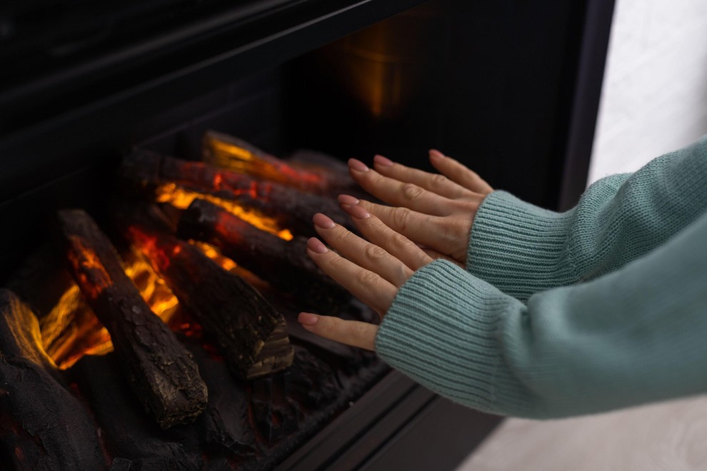 Dodaten grelnik Morda ne bo šlo drugače, kot da si omislite dodaten grelnik, če nimate radiatorja ali drugačnega ogrevanja. V …