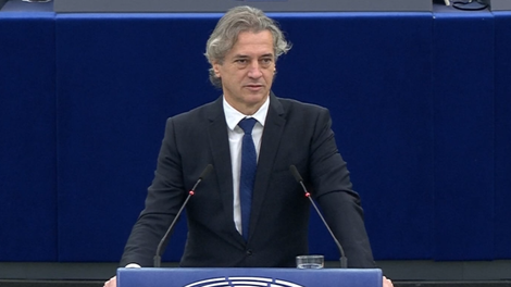 Robert Golob evropskim poslancem: ukrepi Evropske unije bi morali biti bolj odločni