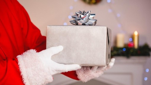 Decembrsko veselje: v centru Ljubljane bosta otroke obiskala Božiček in Dedek Mraz