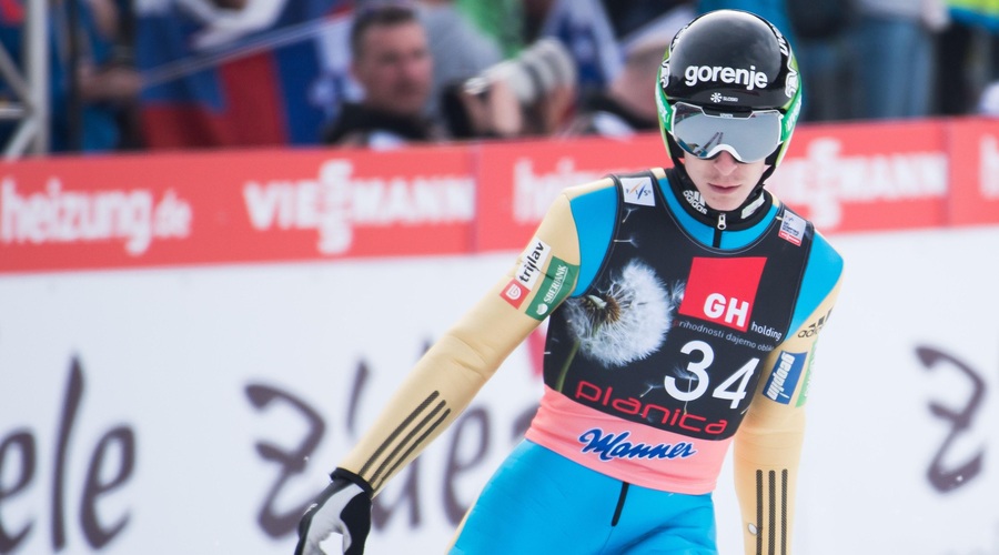 Slovenski smučarski skakalec se prebija čez težko obdobje: razšel se je z ženo (foto: Profimedia)